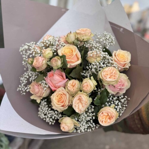 Flowers in Focus - Additional Image