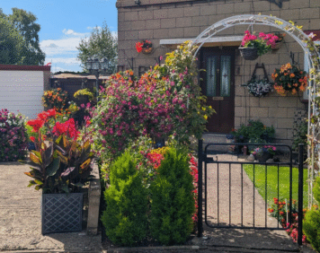 Best front garden in 2025 gardening competition